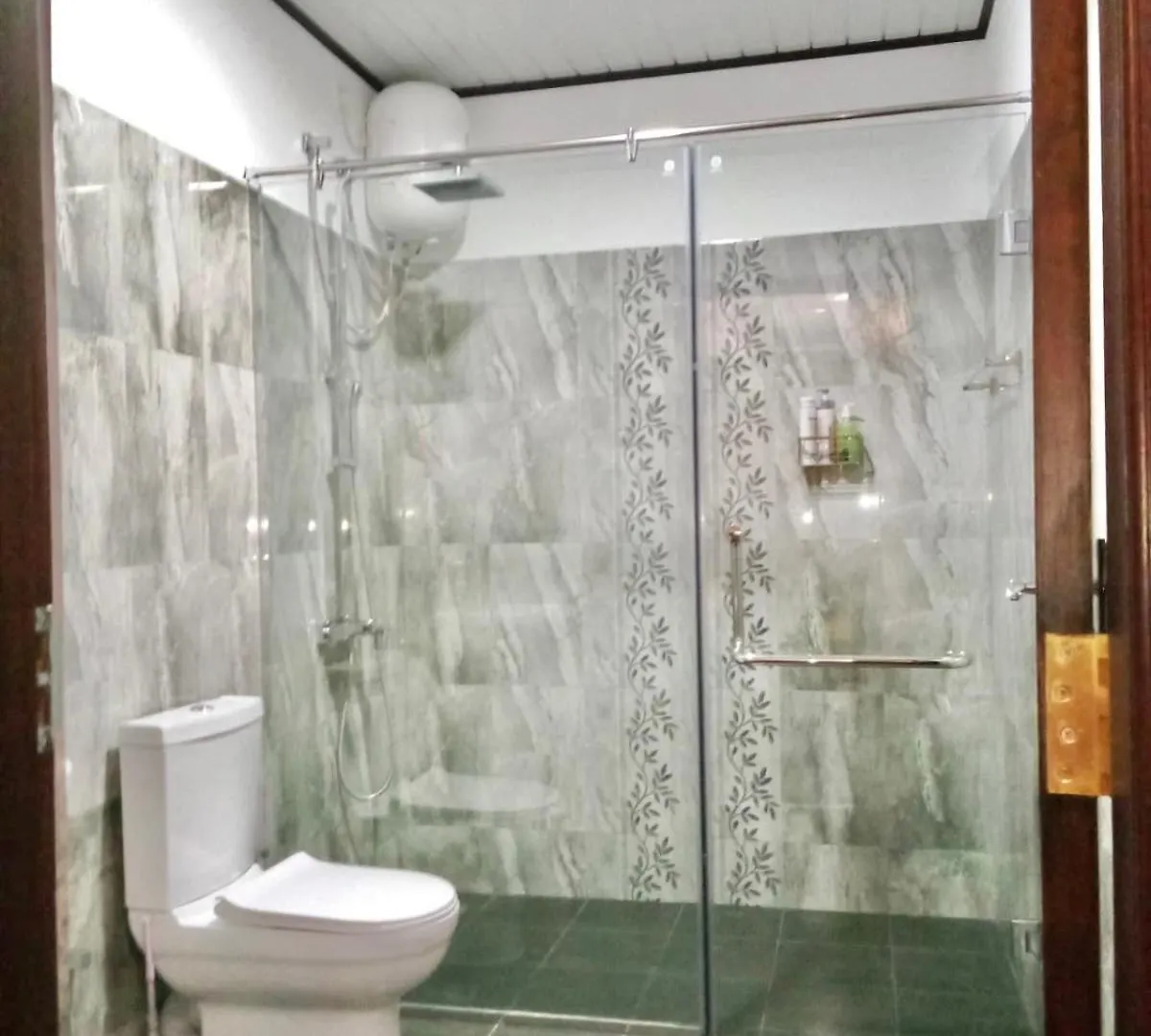 Ivory Laze Hotel Negombo Guest house
