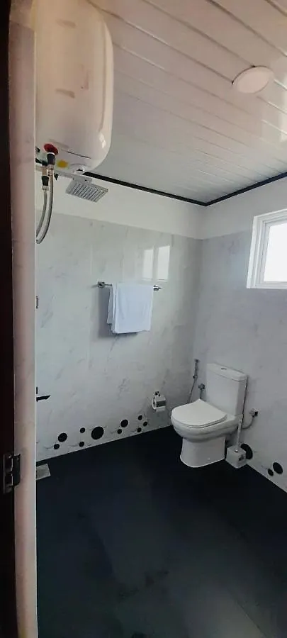 Guest house Ivory Laze Hotel Negombo Sri Lanka