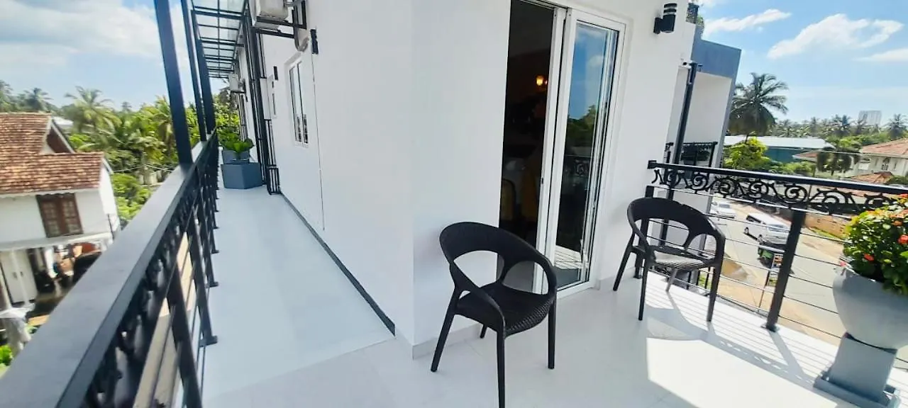 Guest house Ivory Laze Hotel Negombo Sri Lanka