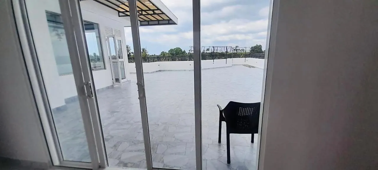 Ivory Laze Hotel Negombo