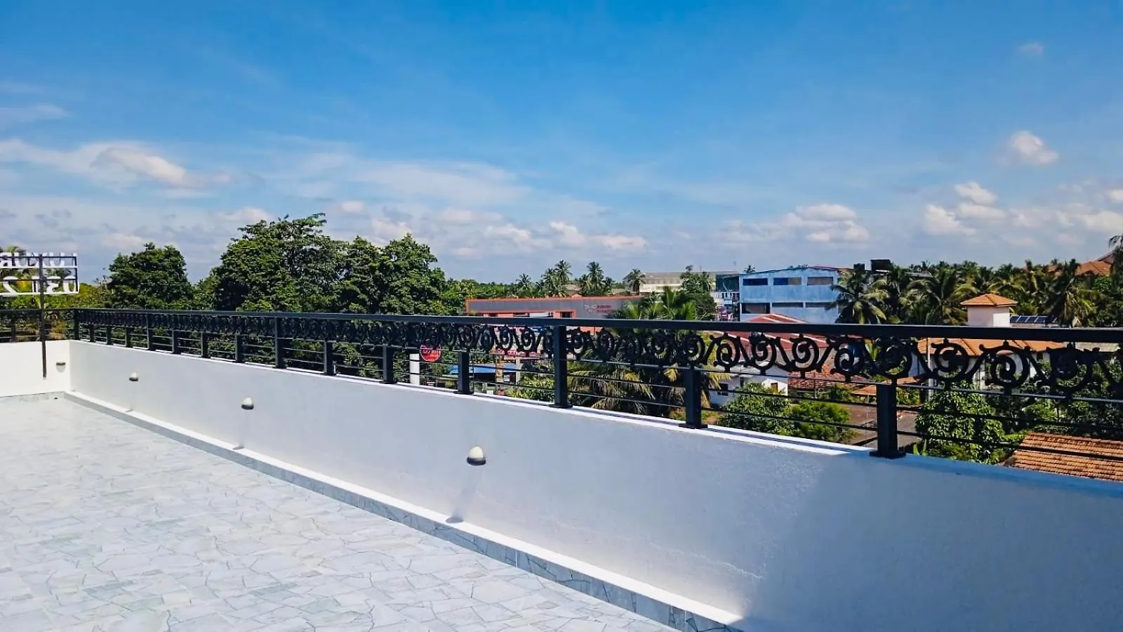 Ivory Laze Hotel Negombo Guest house